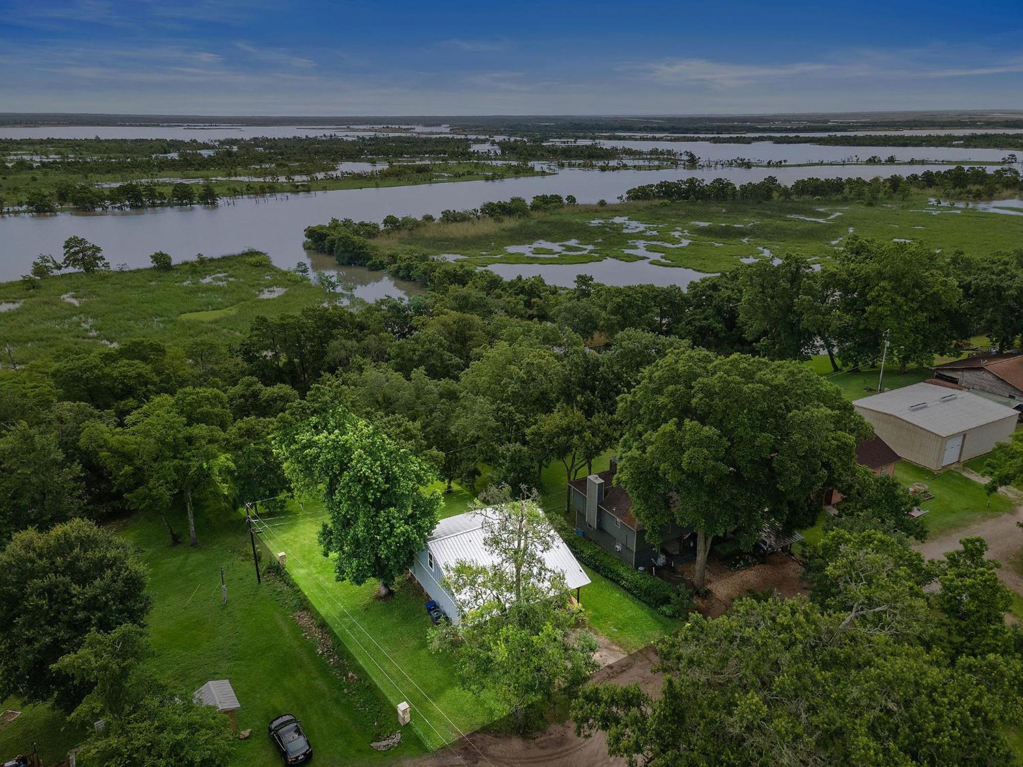 Old And Lost River Home On The River By Super Hosts Instant Book Barbers Hill Wifi Work Space Fishing Hunting Bird Watching Baytown Exterior photo